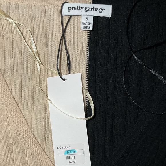 Pretty Garage split color cardigan size small - Picture 2 of 2